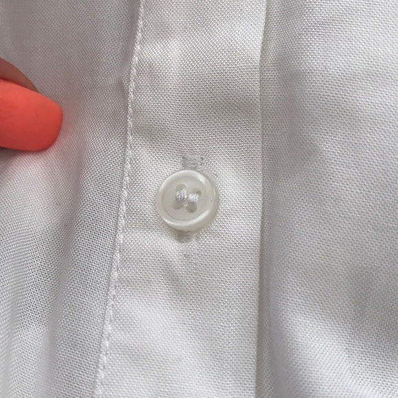 H&M All White Women’s Buttoned Up Dress Shirt - Picture 4 of 5